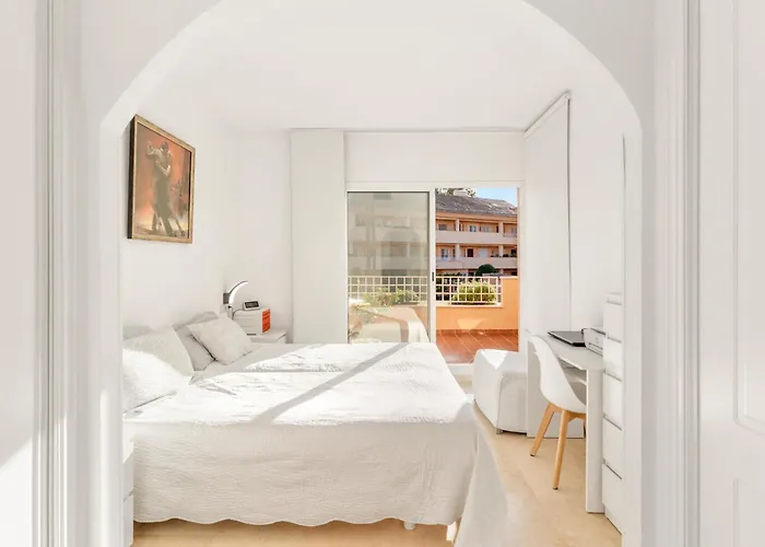 Jardines Santa Maria Golf Elviria Apartman