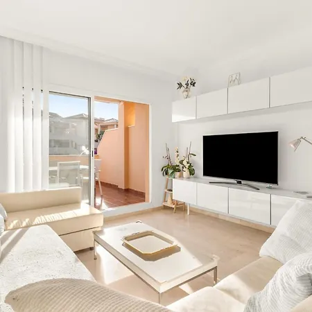 Jardines Santa Maria Golf Elviria Apartman