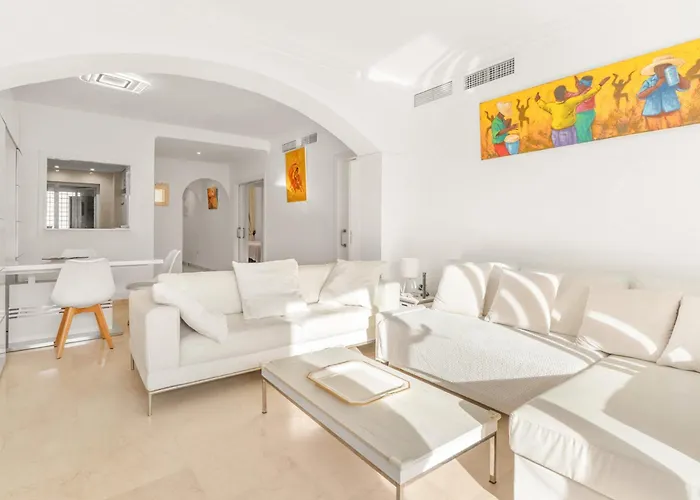 Jardines Santa Maria Golf Elviria * Марбелья