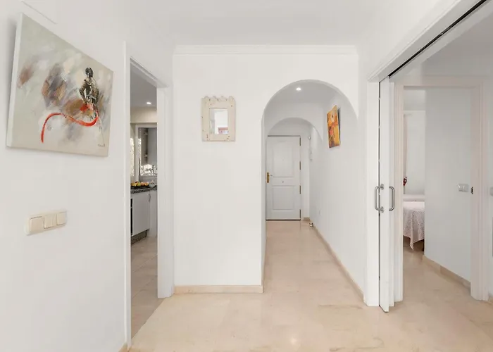 Jardines Santa Maria Golf Elviria Марбелья